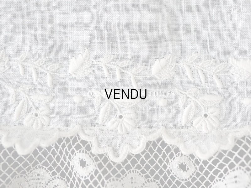 画像4: 19世紀 アンティーク  結婚式のハンカチ 王冠紋章&モノグラム刺繍入り 手編みのヴァランシエンヌレース