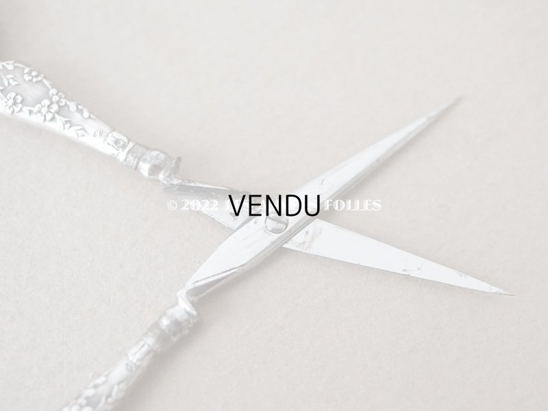 画像5: 1900年代 アンティーク シルバー製 リボン＆薔薇のガーランド ソーイングセット 裁縫道具