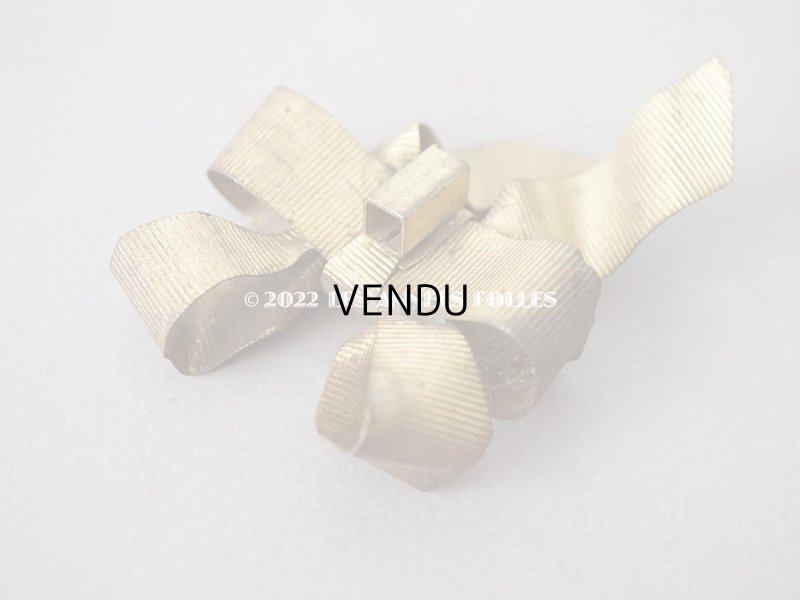 画像4: 1900年代 アンティーク リボンのオーナメント メタル製