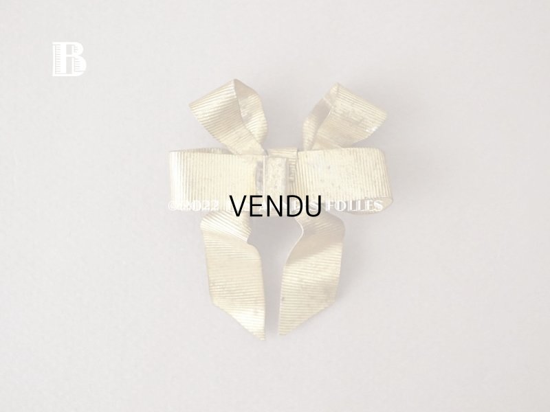 画像6: 1900年代 アンティーク リボンのオーナメント メタル製