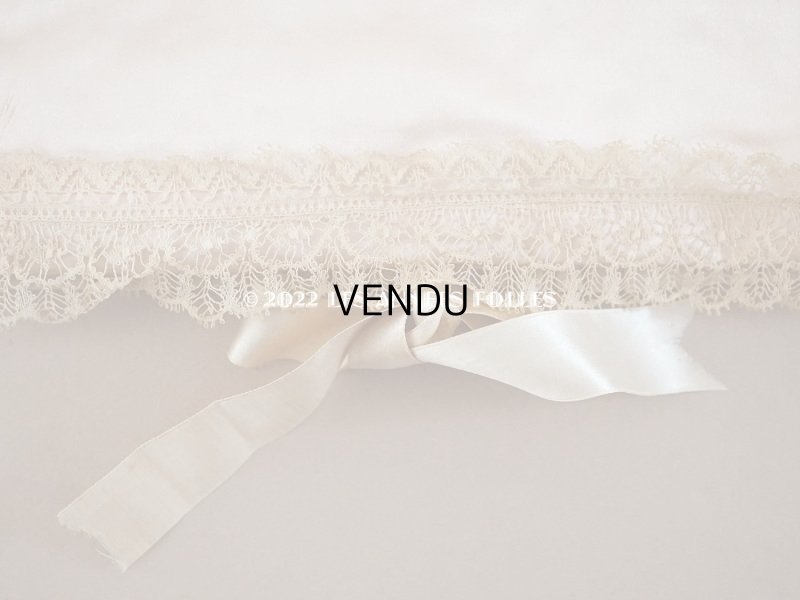 画像3: アンティーク シルク製 ハンキーケース モノグラム刺繍入り　レースの縁取り ハンカチ用ポシェット