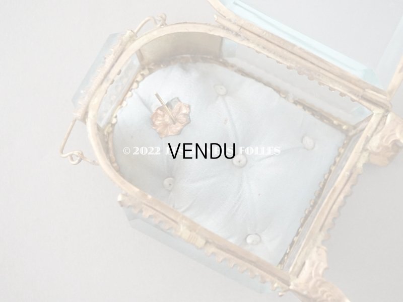 画像13: アンティーク 懐中時計 & ジュエリーボックス パウダーブルーのシルク製クッション