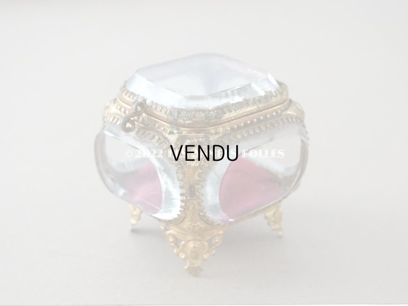 画像3: 19世紀末 アンティーク ジュエリーボックス  ワインレッドのシルク製クッション ロカイユ装飾の脚