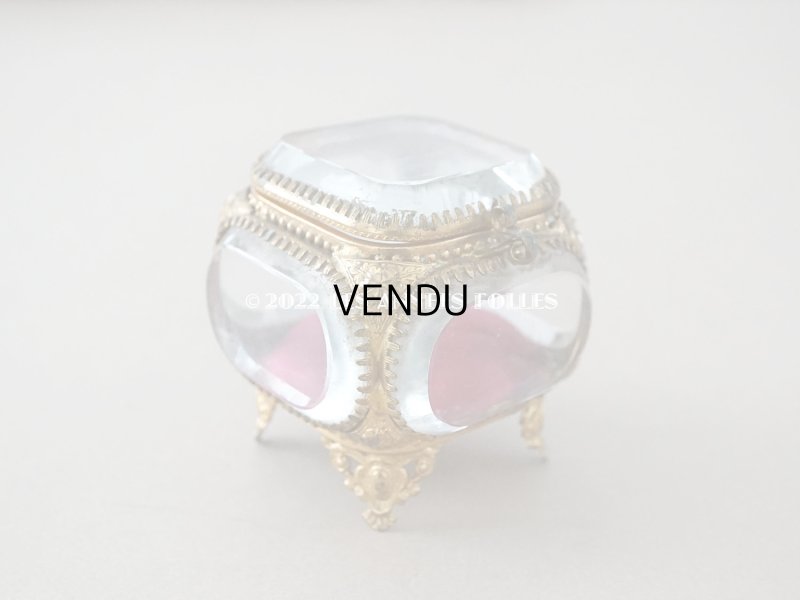 画像4: 19世紀末 アンティーク ジュエリーボックス  ワインレッドのシルク製クッション ロカイユ装飾の脚