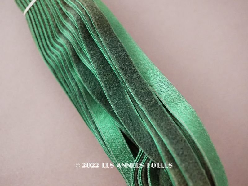 画像1: 未使用 アンティーク シルク製 ベルベットのリボン ダークグリーン 　ダブルフェイス　10m
