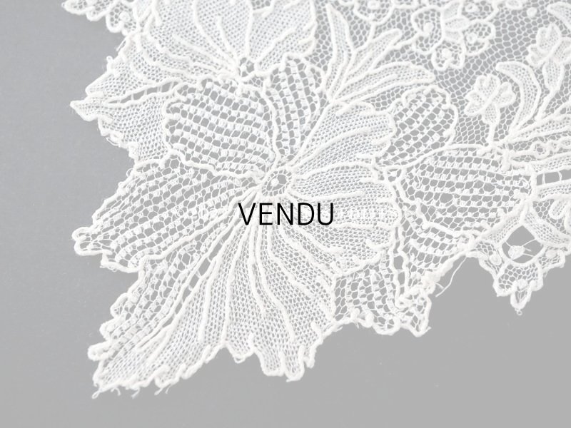 画像13: 19世紀 アンティーク ポワンドガーズ 結婚式のハンカチ モノグラムの刺繍入り 【 ポワン・ド・ガーズ 】