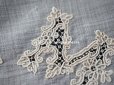 画像12: 19世紀 アンティーク ポワンドガーズ 結婚式のハンカチ モノグラムの刺繍入り 【 ポワン・ド・ガーズ 】