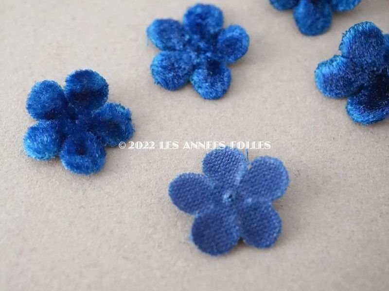 画像3: アンティーク 布花材料  ベルベットの花びらのセット 11ピースのセット 青　17mm