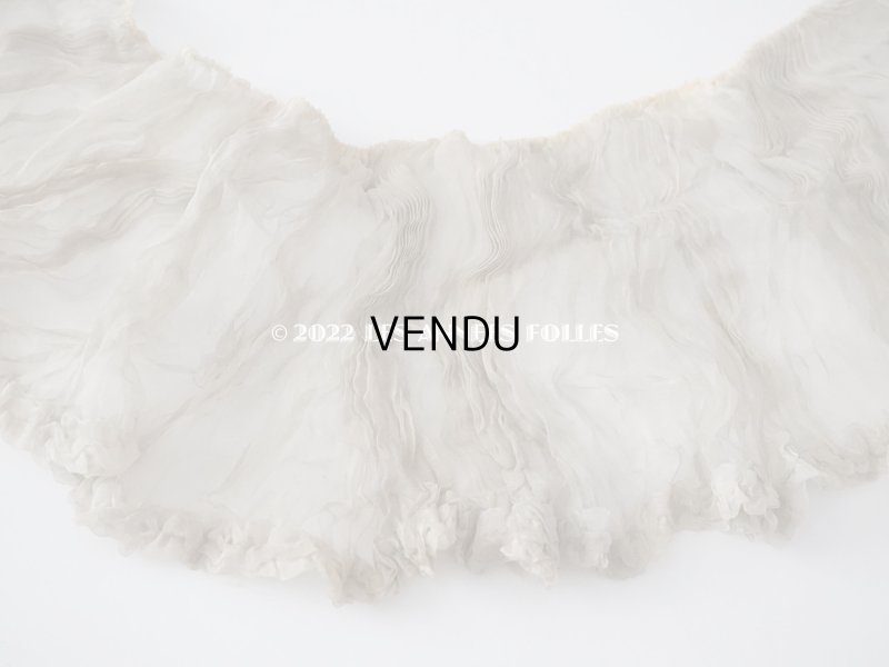 画像11: 1900年頃　アンティーク ウェディングドレスの装飾　シルクシフォンのプリーツ