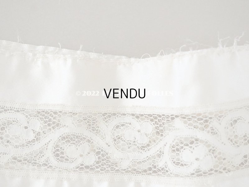 画像7: 1900年頃 アンティーク  ドレスの裾 パウダーピンクのシルクサテン＆プリーツレース 