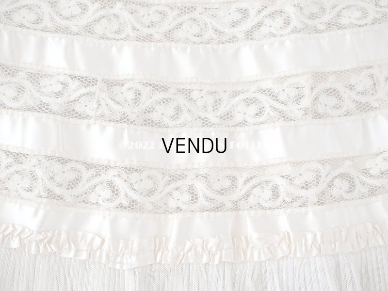 画像6: 1900年頃 アンティーク  ドレスの裾 パウダーピンクのシルクサテン＆プリーツレース 