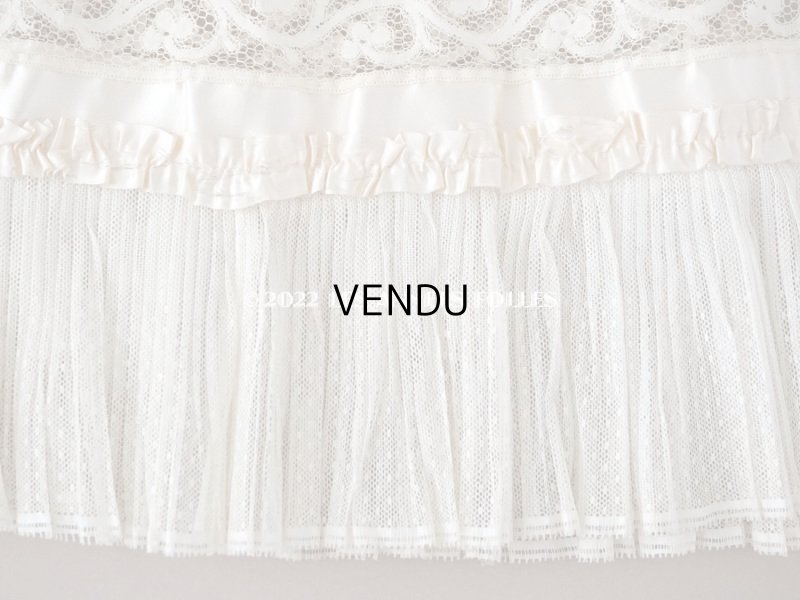 画像5: 1900年頃 アンティーク  ドレスの裾 パウダーピンクのシルクサテン＆プリーツレース 