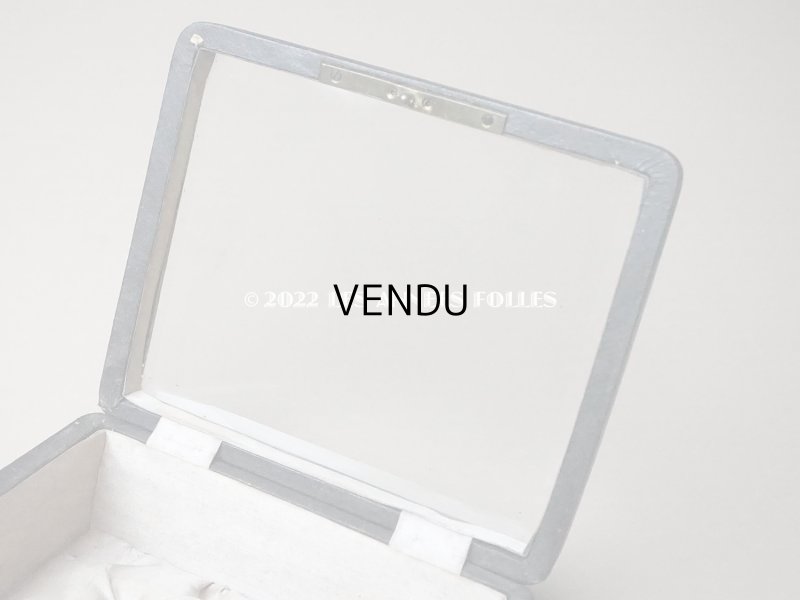 画像7: アンティーク 本革製 ジュエリーケース グレーベージュのシルク製クッション