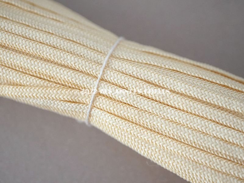 画像3: アンティーク ドール用 極細 帽子用ブレード 約70m 幅4mm弱 ストローハット アイボリー