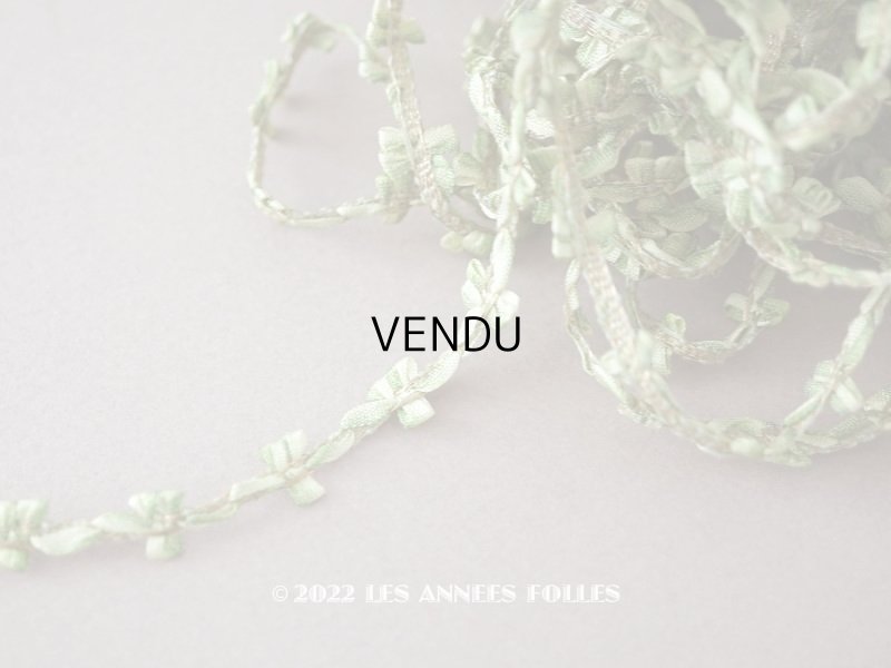 画像1: 1920年頃 アンティーク  ロココトリム グリーンのグラデーション ロココリボン 