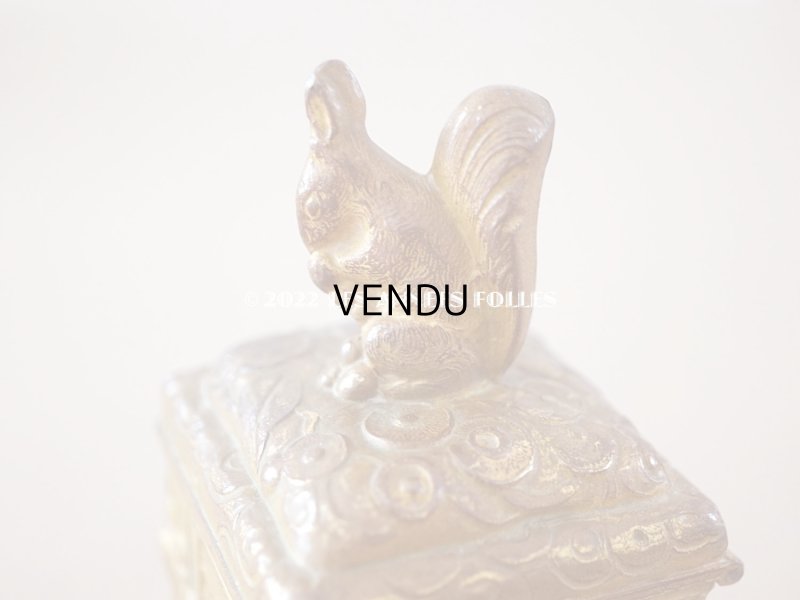 画像3: 1920年代 アンティーク 栗鼠のジュエリーボックス  マスタードカラーのシルク製クッション