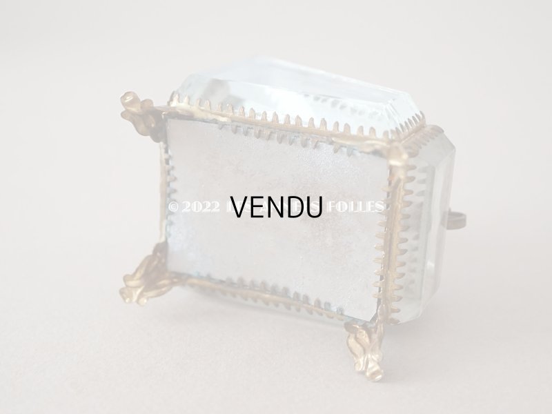 画像9: 19世紀末 アンティーク ジュエリーボックス  グレイッシュブルーのシルク製クッション 懐中時計