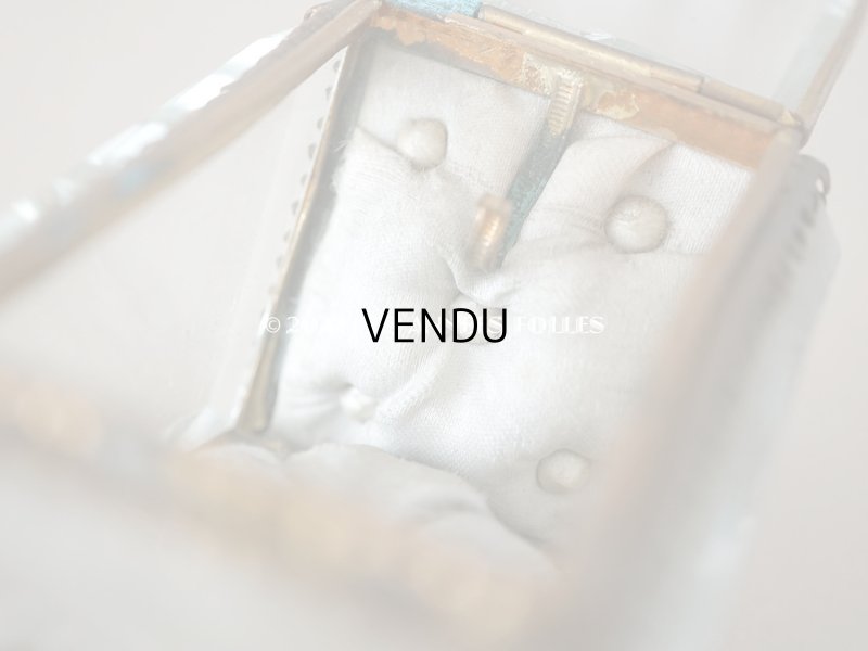 画像14: 19世紀末 アンティーク ジュエリーボックス  グレイッシュブルーのシルク製クッション 懐中時計