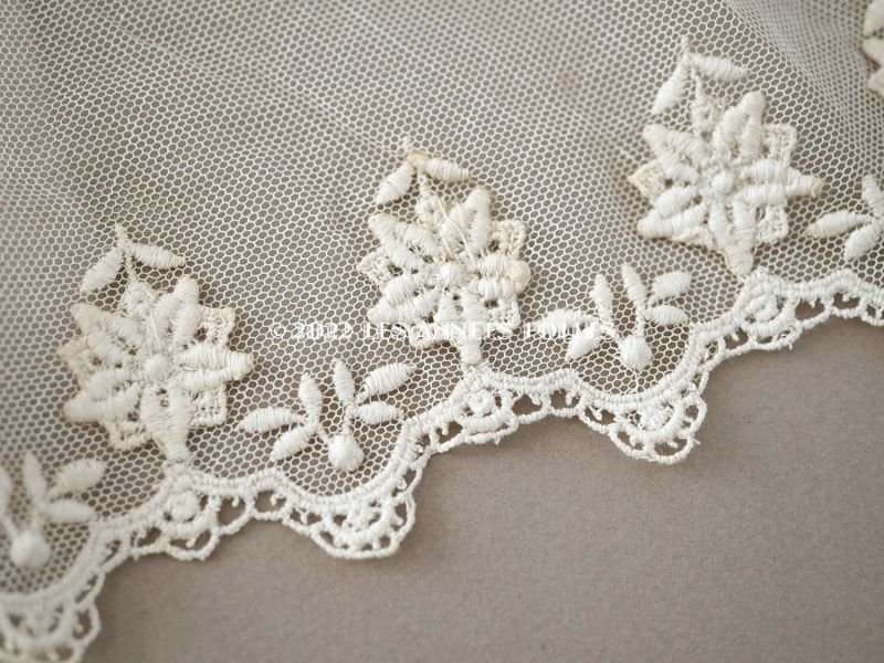 画像4: アンティーク  レース 花のモチーフ付き 生成り色  幅14cm