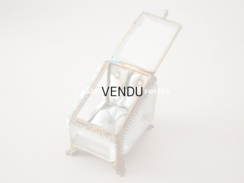 画像4: 19世紀末 アンティーク ジュエリーボックス  グレイッシュブルーのシルク製クッション 懐中時計