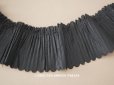 画像1: 19世紀末 アンティーク  ドレスの裾 黒いシルクのプリーツ 2.7m 約11cm幅 (1)