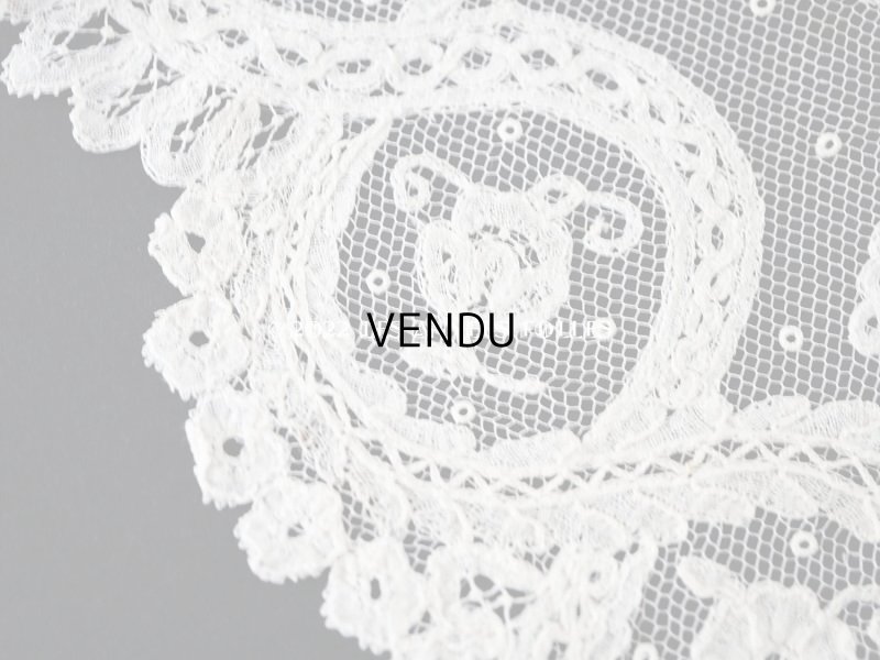 画像17: 1866年 アンティーク  結婚式のハンカチ アプリカシオン・アングルテール (ボビンレース)　