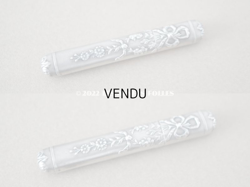 画像6: 1900年頃 アンティーク シルバー製 リボン&花のガーランド ソーイングセット 裁縫道具