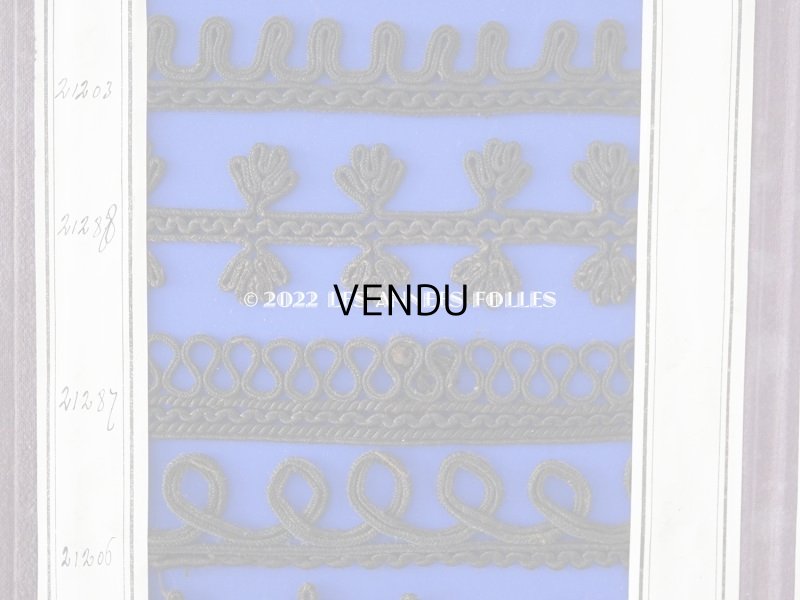 画像17: 19世紀 アンティーク パスマントリーのサンプラー ハードカバー