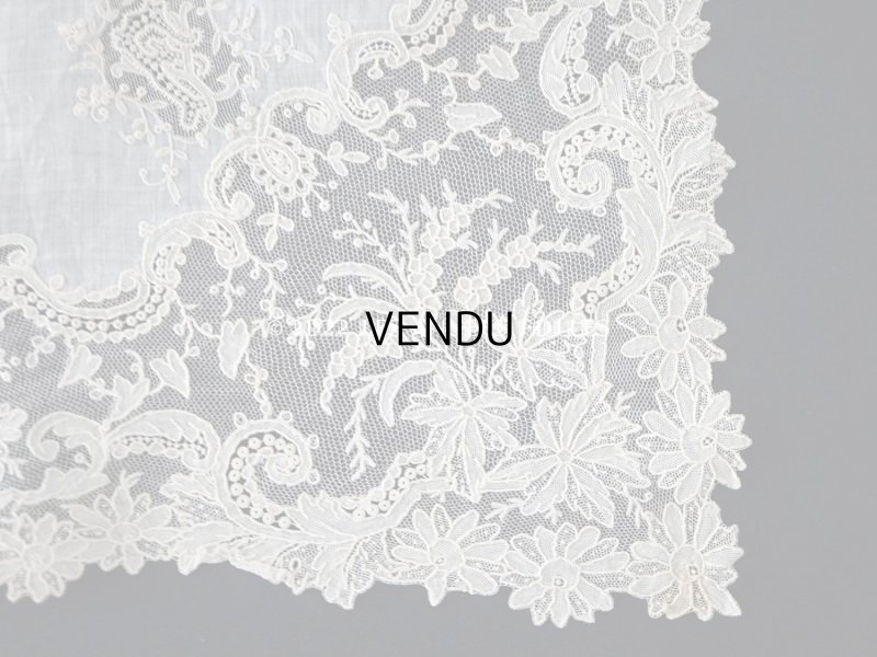 画像4: 19世紀 アンティーク ポワンドガーズ 結婚式のハンカチ モノグラムの刺繍入り 【 ポワン・ド・ガーズ 】