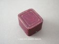 アンティーク  金彩入り リングボックス ジュエリーボックス　ボルドー 