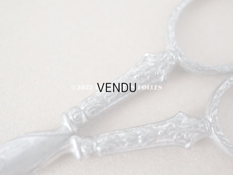 画像10: 1920年代 アンティーク リボン&ローズパニエ柄 ソーイングセット 裁縫道具