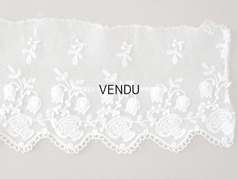 画像4: アンティーク 鈴蘭の刺繍入りレース　エクリュ　104cm