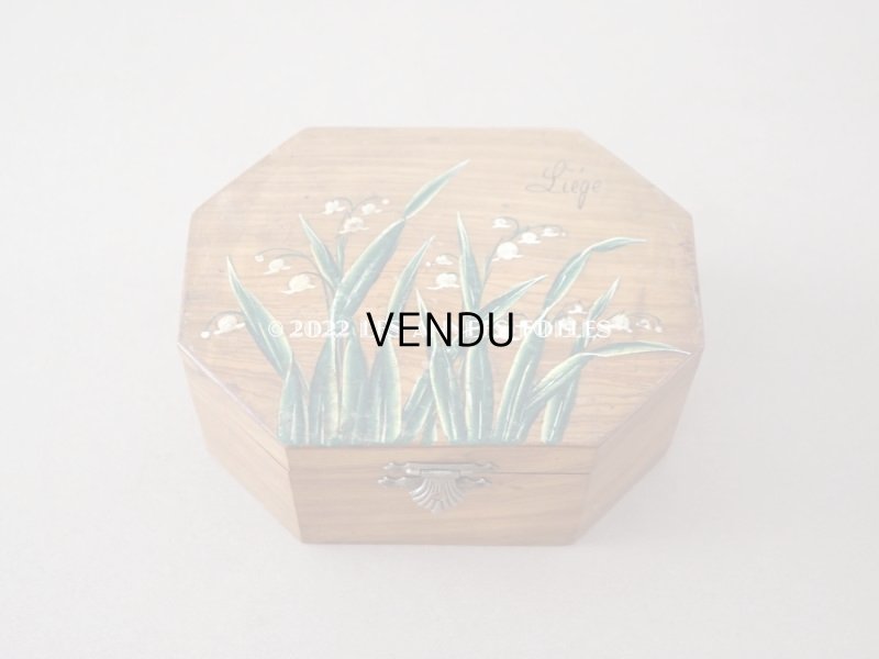 画像3: アンティーク モシュリンヌ 鈴蘭のジュエリーボックス パウダーブルーのシルク製クッション