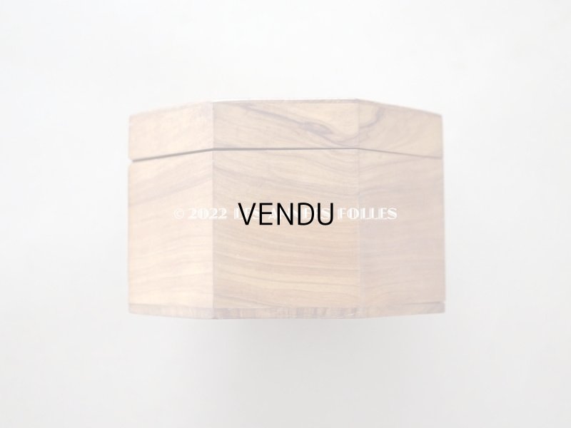 画像15: アンティーク モシュリンヌ 鈴蘭のジュエリーボックス パウダーブルーのシルク製クッション