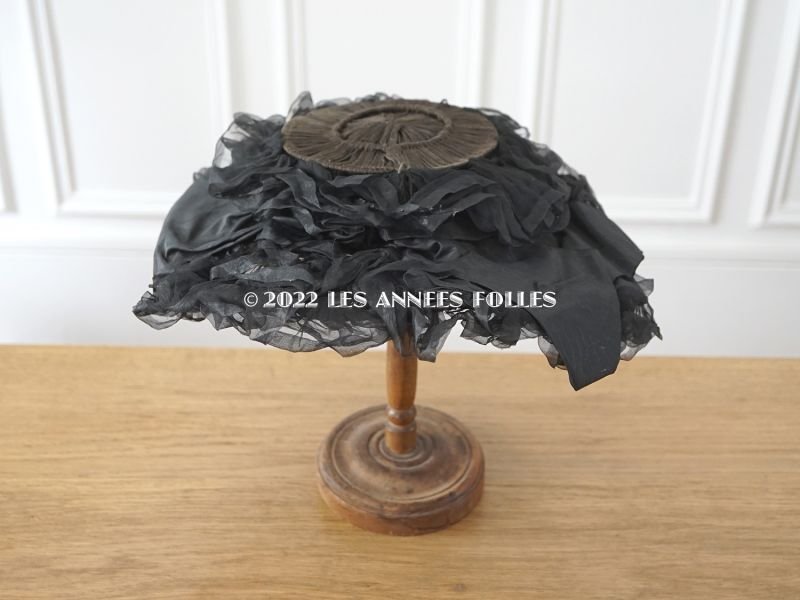 画像7: 19世紀 アンティーク  黒のシルクサテンのフリル付き 帽子