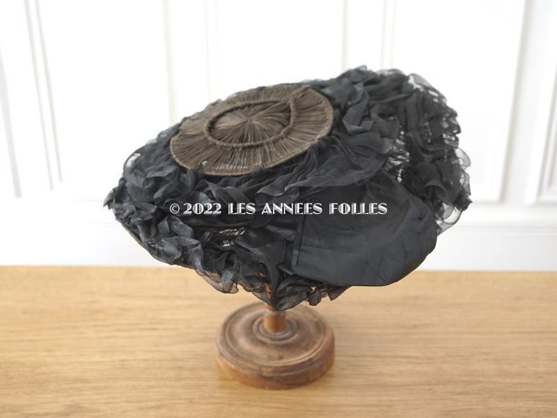 画像5: 19世紀 アンティーク  黒のシルクサテンのフリル付き 帽子