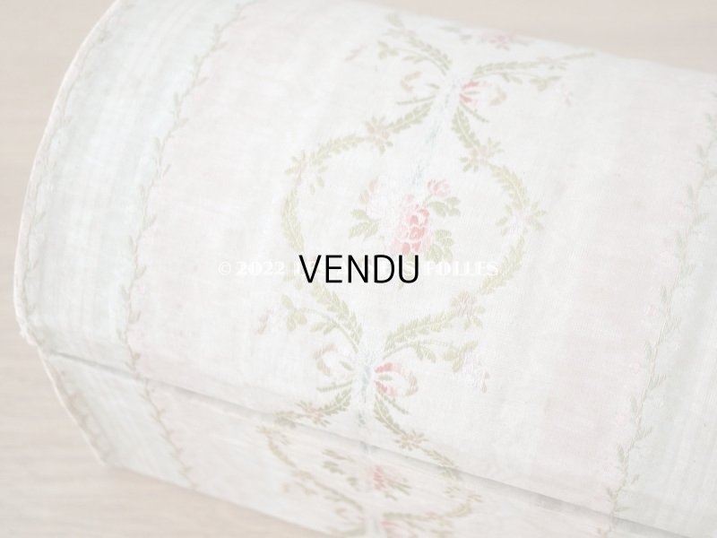 画像11: 18世紀 アンティーク 大きなコフレ　花模様のシルク地