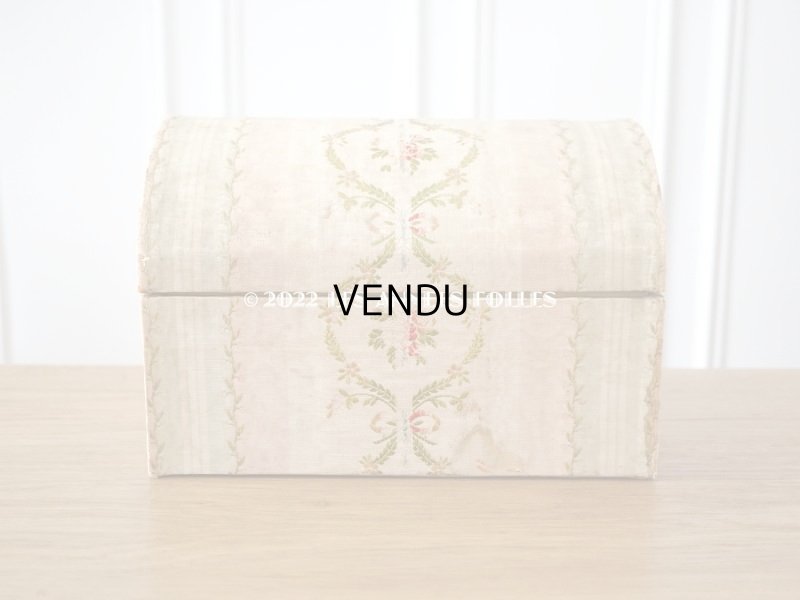 画像4: 18世紀 アンティーク 大きなコフレ　花模様のシルク地