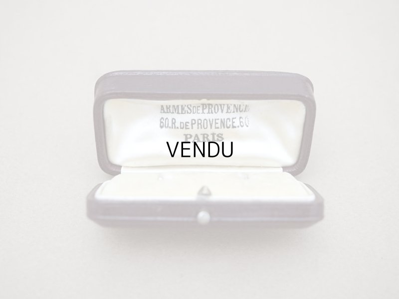 画像4: 【クリスマスセール2022対象外】アンティーク 本革製 王冠＆イニシャルの型押し　 ジュエリーボックス　ブラウン