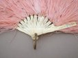 画像5: ＊蚤の市＊1900年代 アンティーク 小さな姉妹用　淡いピンクのフェザーの小さなファン 