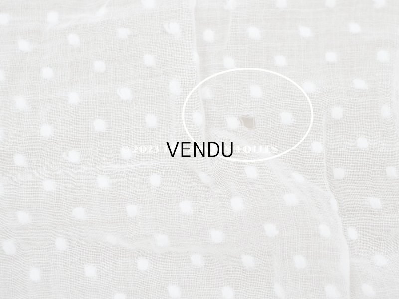 画像10: アンティーク  ドットの刺繍入り コットン生地 148×285cm