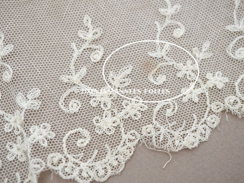 画像11: アンティーク 花の刺繍入り 幅広レース アイボリー 幅13cm