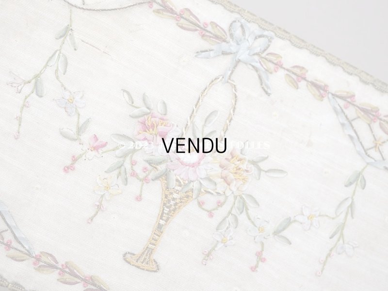 画像4: アンティーク ローズパニエ柄 リボン刺繍のグローブボックス　カルトナージュボックス　