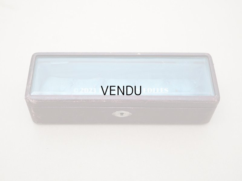 画像3: アンティーク 本革製 ジュエリーケース スモーキーブルーのシルク製クッション