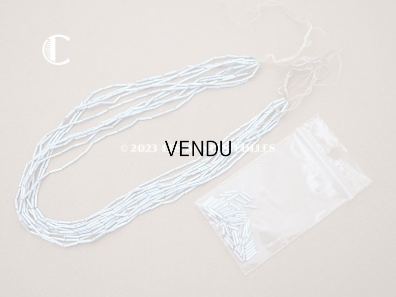 画像6: アンティーク 極小 スフレビーズ　 淡いメタリックブルー ライン入り 1×7mm 約480〜520ピース　吹きガラス製 ビーズ