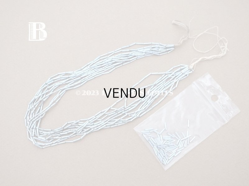 画像5: アンティーク 極小 スフレビーズ　 淡いメタリックブルー ライン入り 1×7mm 約480〜520ピース　吹きガラス製 ビーズ