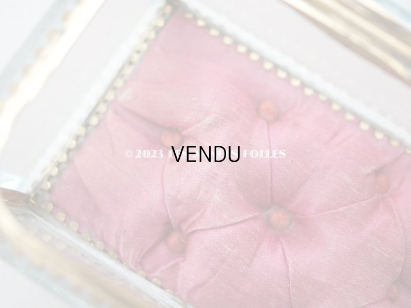 画像9: 19世紀 アンティーク 大きなジュエリーボックス ボルドーのシルク製クッション