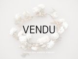 アンティーク 白薔薇の大きな花冠 オフホワイト 布花のティアラ