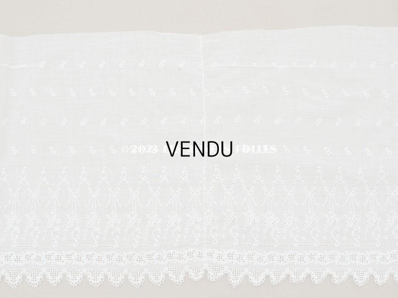 画像10: アンティーク 幅広レース リボンが結ばれた花かごの刺繍入り 2.2m 幅33.5cm　ペチコートの裾