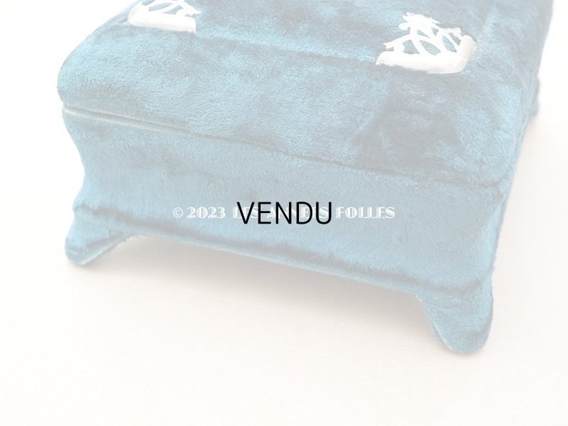 画像17: 19世紀末 アンティーク 裁縫箱　パウダーピンクのシルククッション＆ブルーグリーンのベルベット